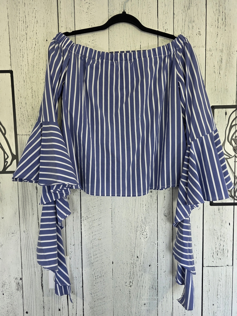 Bishop + Young Blue & White Striped Off Shoulder Ruffle Top Size M Resort Wear - Picture 4 of 10